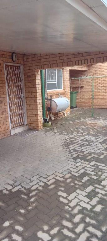 To Let 2 Bedroom Property for Rent in Ladybrand Free State